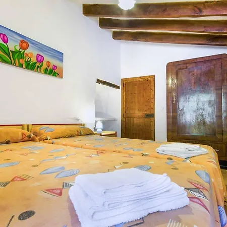 Camp Redo Villa *